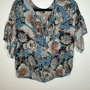 Sanctuary Blue Floral Blouse size Medium
